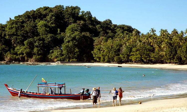 Ngapali Beach Myanmar