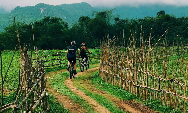 Phong Nha Countryside Bicycle Tour