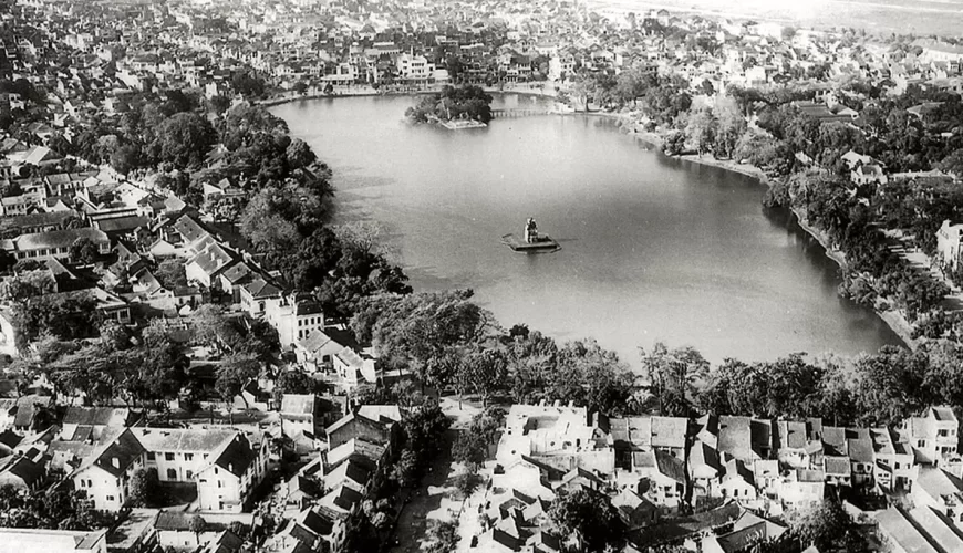 Hoan Kiem Lake 1946
