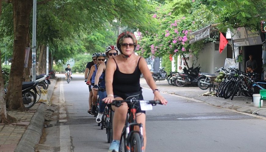 Hanoi among world's most ideal cycling destinations: Booking.com