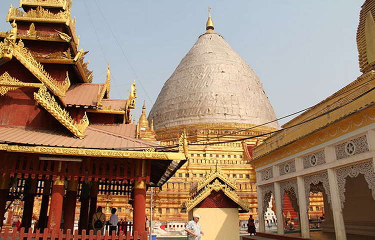 Shwezigon-Pagoda