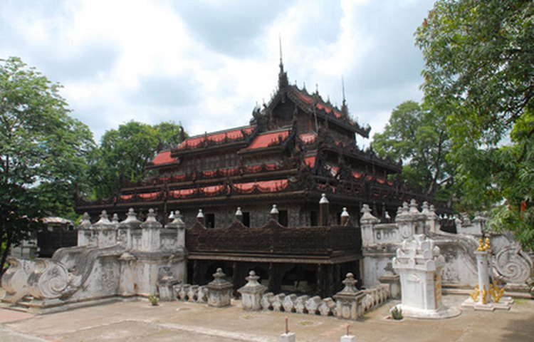 Shwenandaw-Monastery